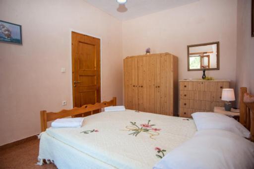 포로스 Fernanda'S Traditional 2 Floor House 빌라 외부 사진